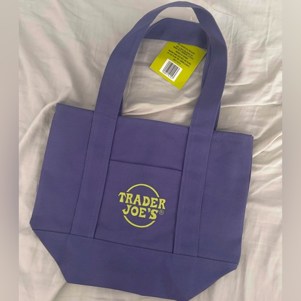 NWT- LIMITED EDITION HALLOWEEN 
Trader Joe's Purple Tote Bag